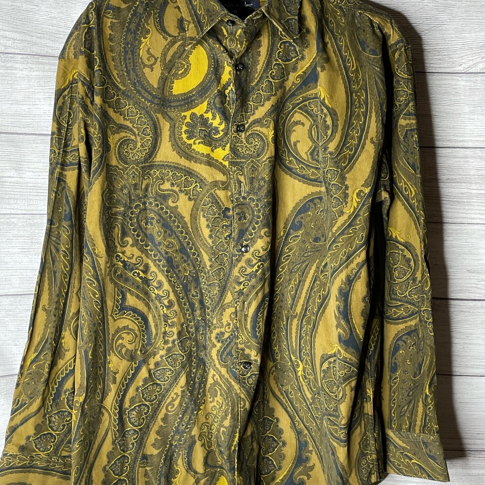 Northern Isles Men’s button down shirt -XL